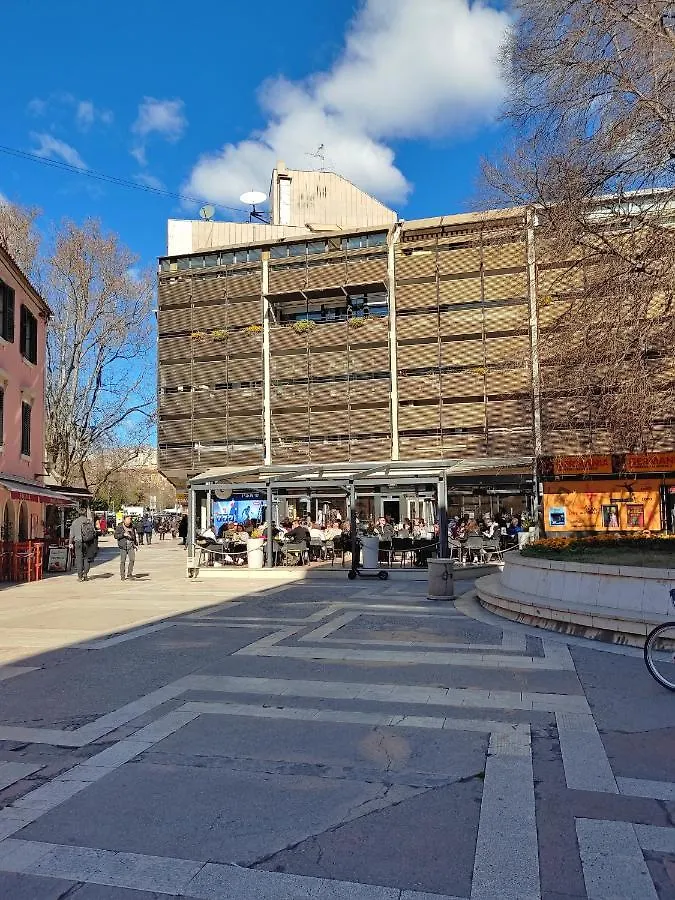 Town Centre Apartment Surprise Split