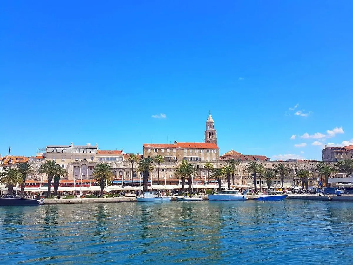 Town Centre Apartment Surprise Split